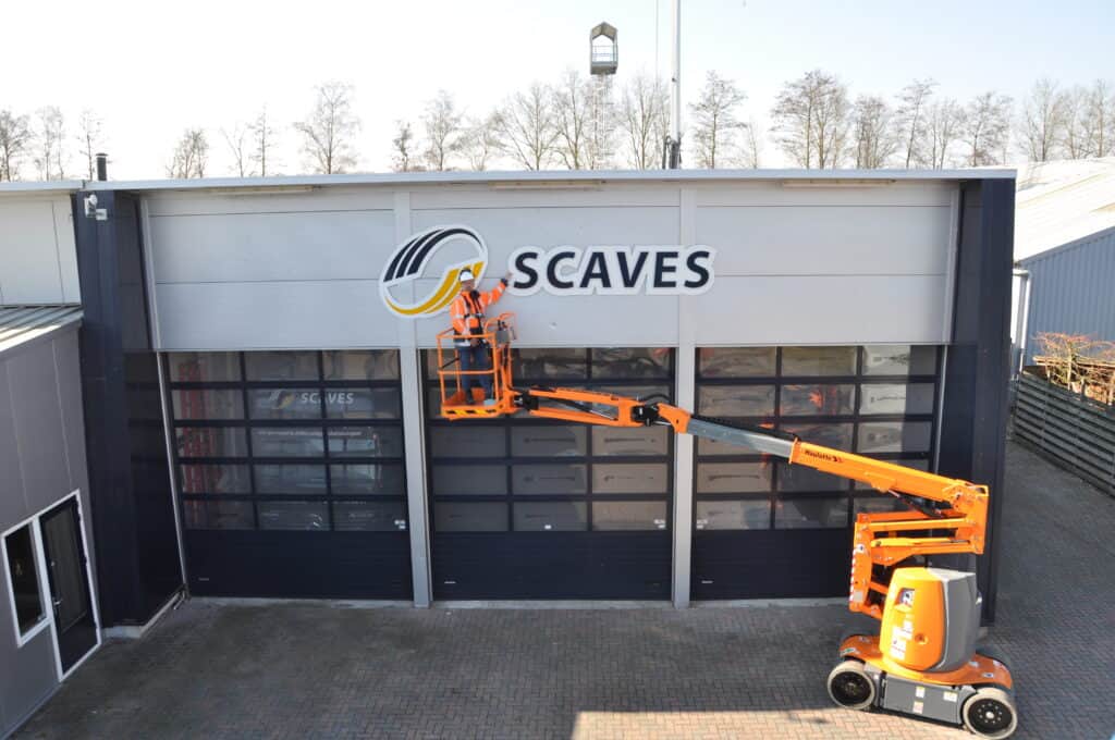 Mobiele boomhoogwerker voor SCAVES pand