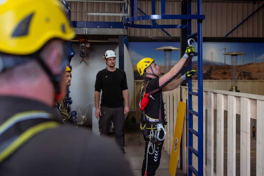 Actiefoto werken op hoogte